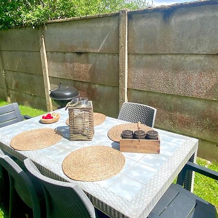 Une Ambiance Cosy Avec Jardin Privatif Nassandres Exterior photo