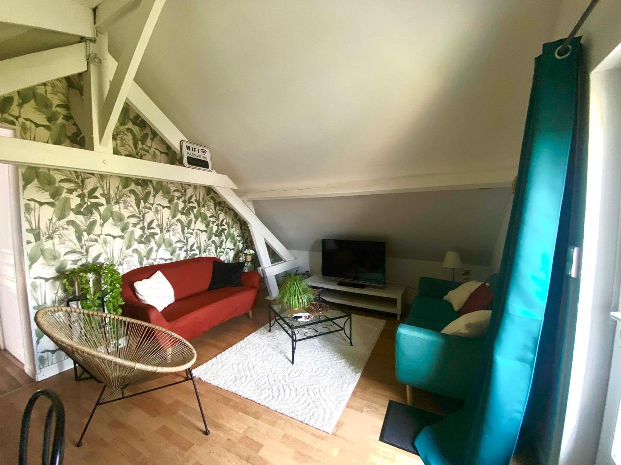 Une Ambiance Cosy Avec Jardin Privatif Nassandres Exterior photo